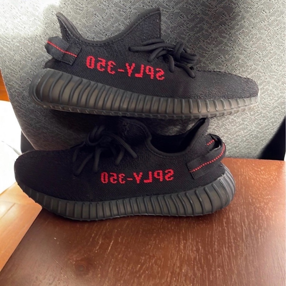 Adidas Yeezy Boost 350 V2